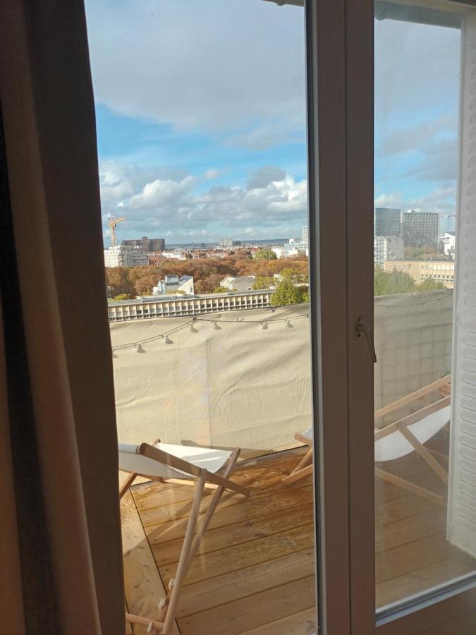 Paris Balcony Top Floor Room Exterior photo